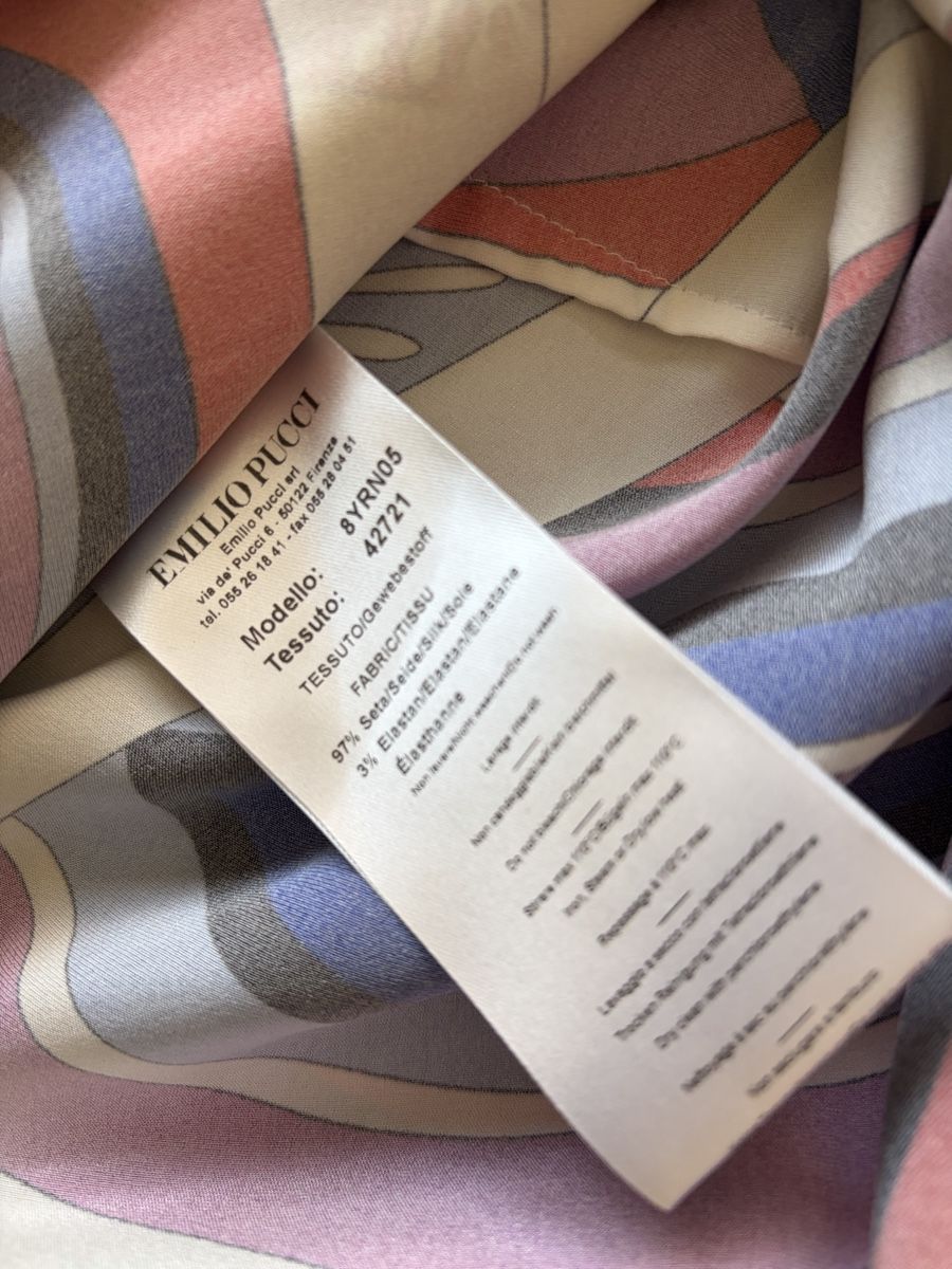 Emilio Pucci Top: Pucci silk top size IT 38 – Nuovo (secondo la descrizione) da Cologny venduto da sab_xh7v 5