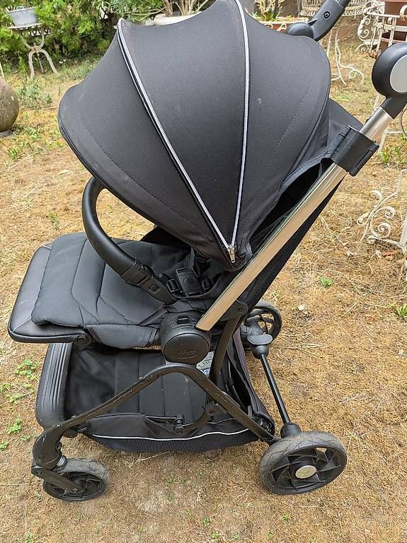 Tous les DVDs: Chicco Buggy Kinderwagen – D'occasion à Binningen par Smile-46