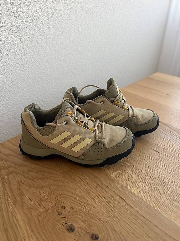 Scarpe per ragazzi: Adidas Trekkingschuhe Wanderschuhe Kinder Gr 34 – Usato da Altendorf venduto da Elite-S