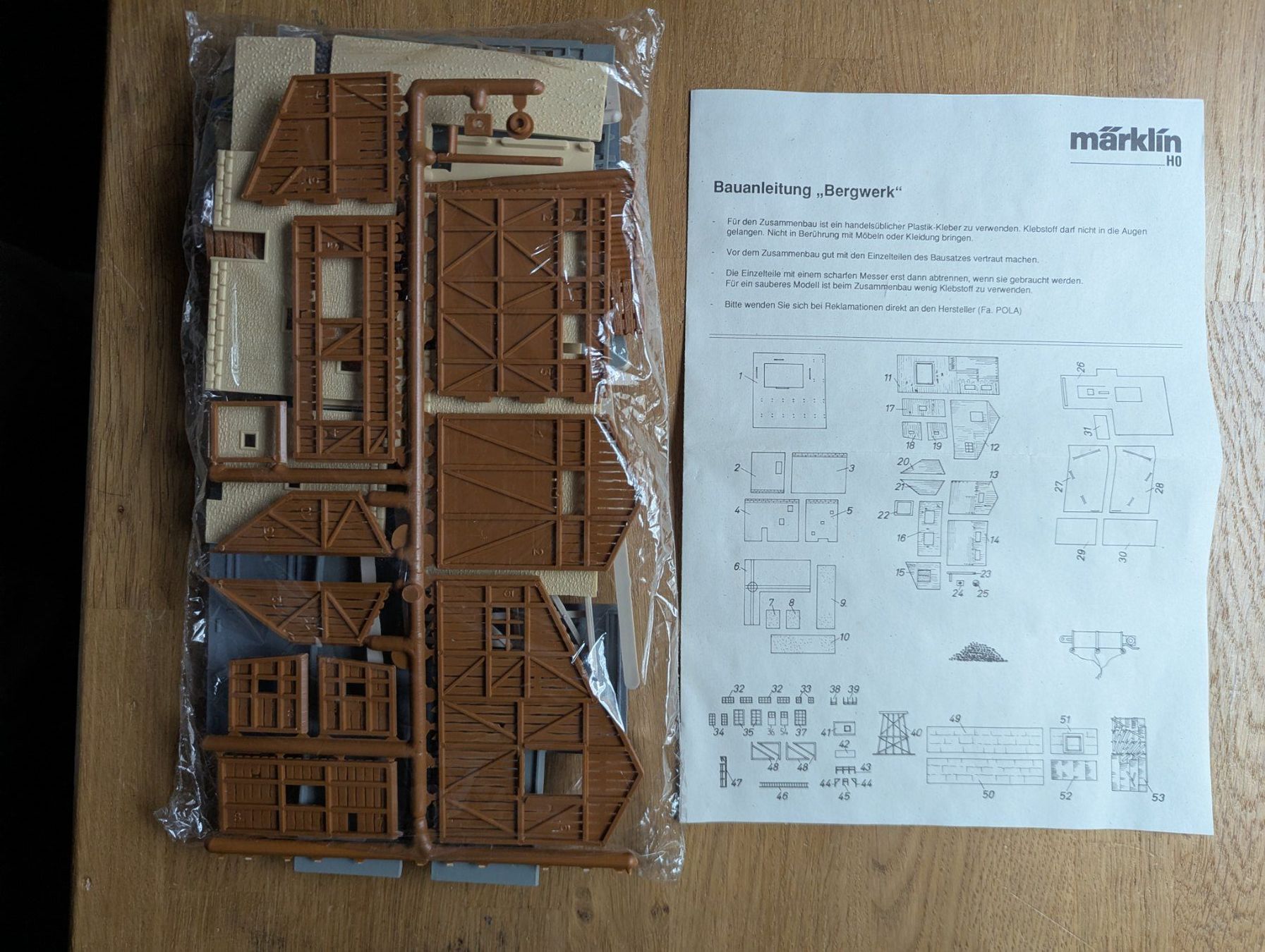 Märklin Modellini di ferrovie: Wagons à bestiaux et hangars à construire. – Usato da montcherand venduto da Niollu 6