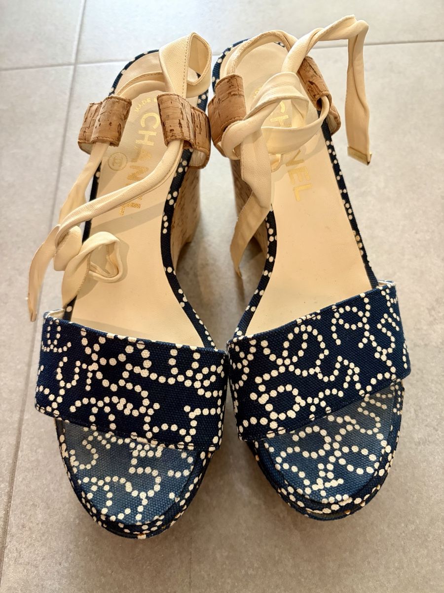 Chanel Scarpe da donna: Chanel wedges size 37 – Usato da Cologny venduto da sab_xh7v