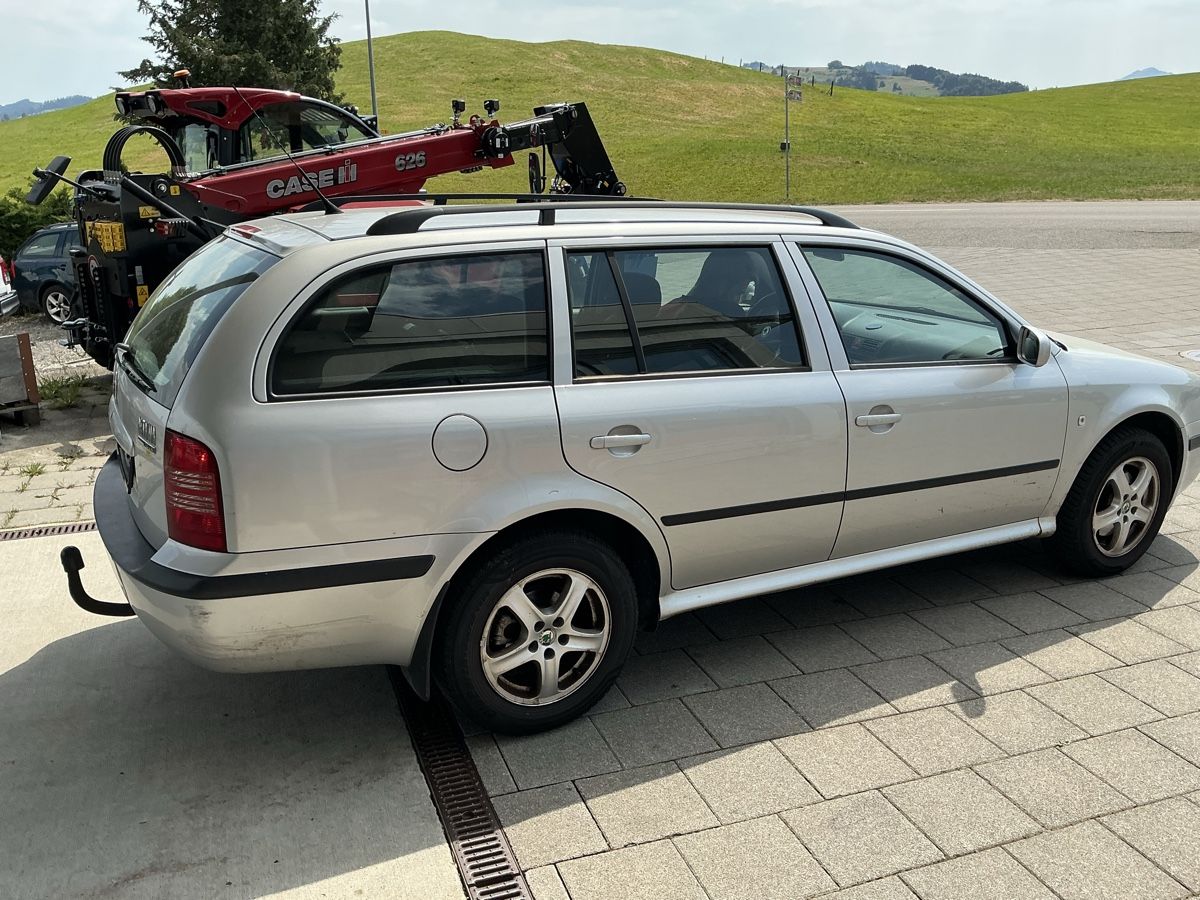 Skoda Autos: Skoda Octavia 4x4 1.9 TDI – D'occasion à Stein AR par aut_fx2l 2