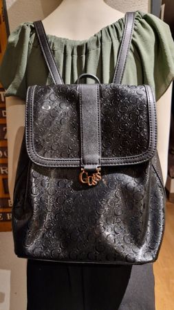 Sehr schöner " Guess- Rucksack" schwarz,  NP 139.-