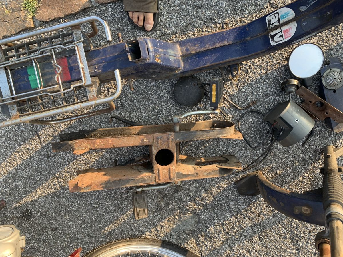 Piaggio Pièces pour mobylette: Piaggio SI Rahmen – Défectueux à Losone par val_9rbv 1