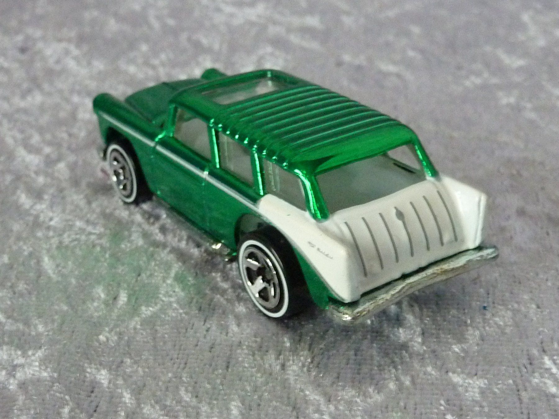 Hot Wheels Modellini d'auto: Chevy Nomad green  1:64 – Usato da Dürrenäsch venduto da Cobra1ch 2