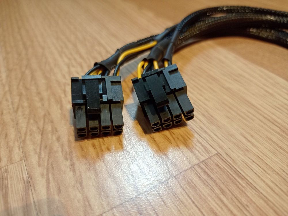 Cartes graphiques: EPS12V F Adapter zu 2x PCI-E M 8Pin – Neuf (Voir description) à Baden par SellAndBuyX 1