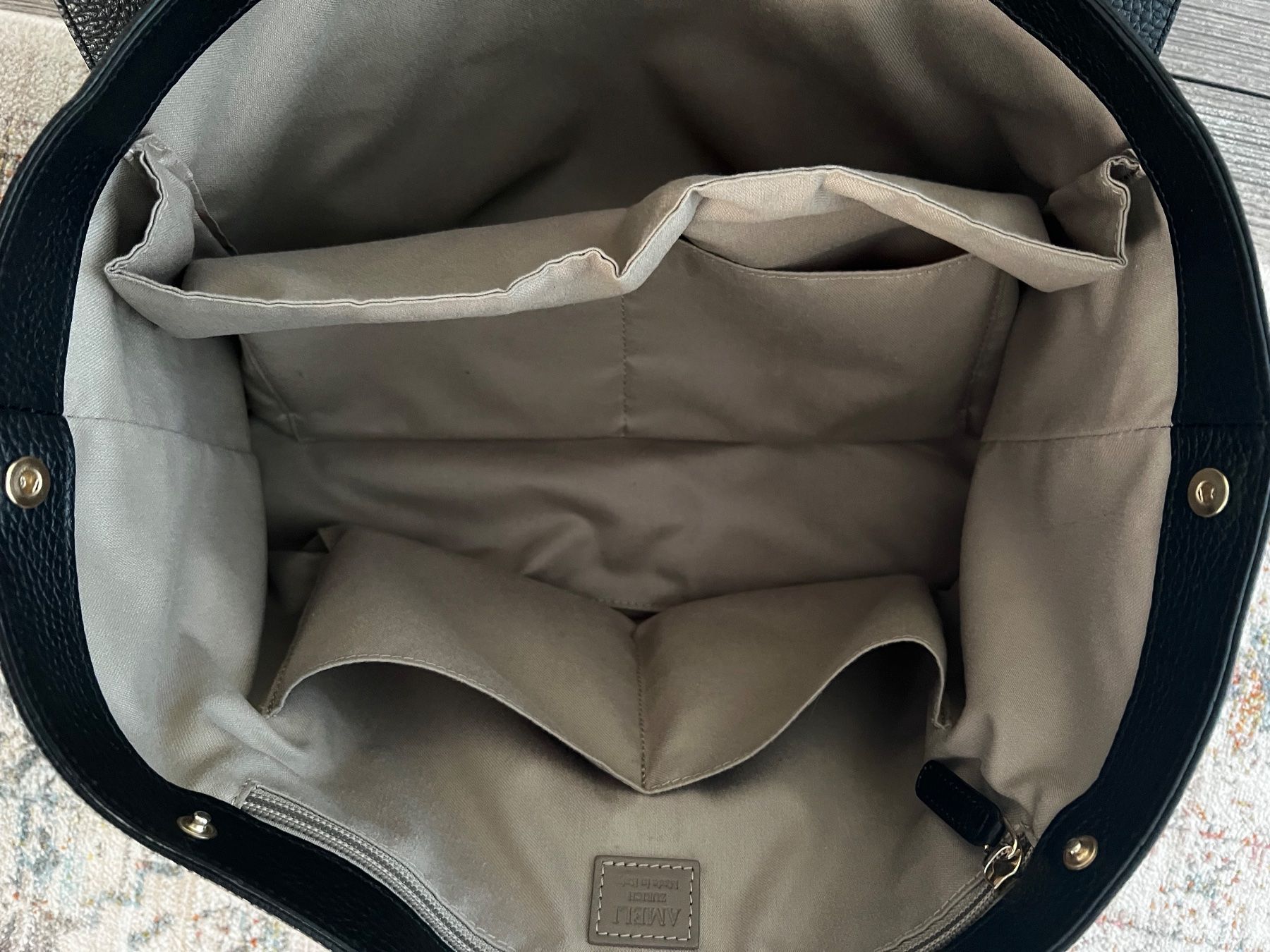 Borse da donna: Ameli Zürich Ida Ledertasche Schwarz – Usato da Bazenheid venduto da ta.do 5