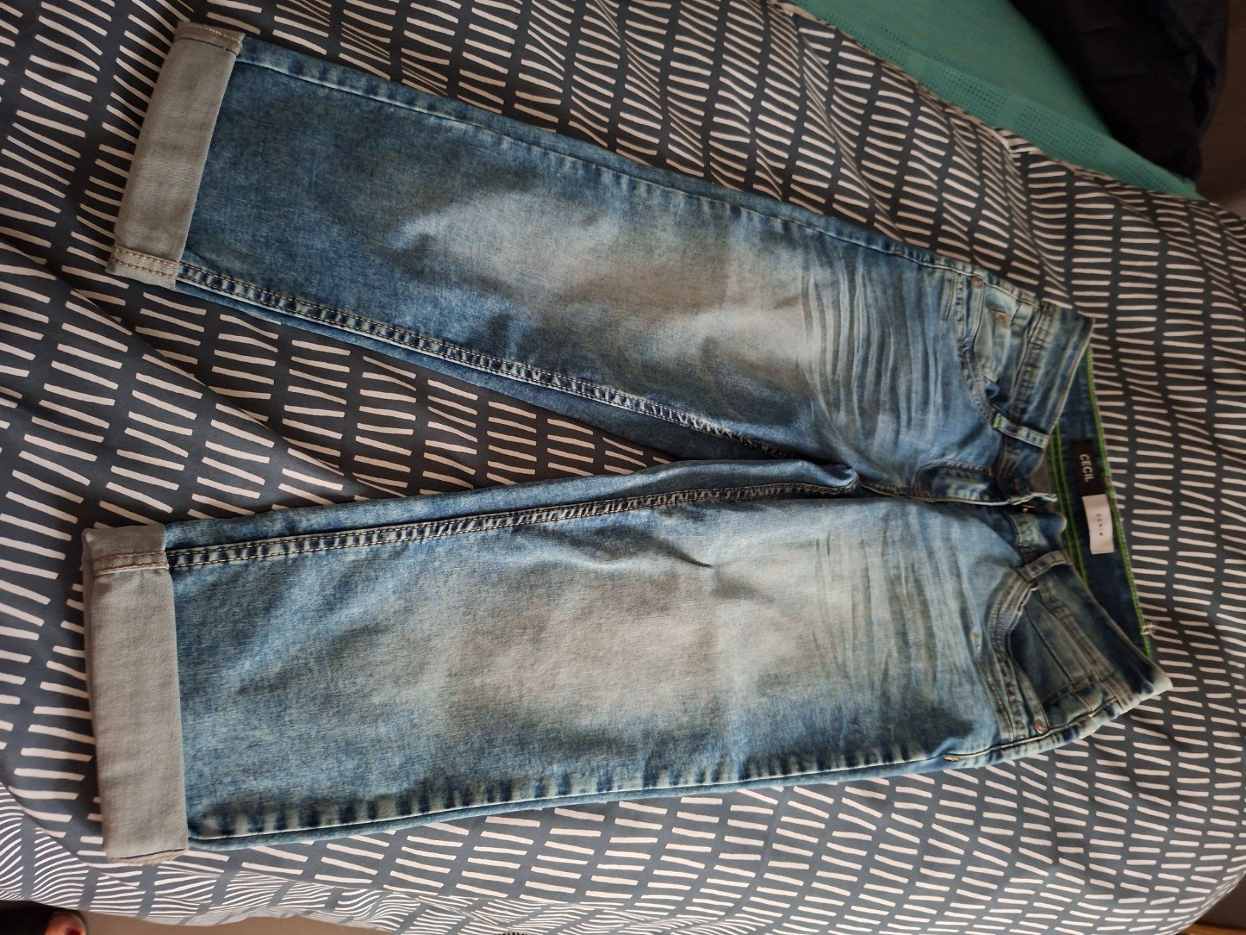 Cecil Jeans: Cecile Jeans Denim Gr. 34 – Nuovo (secondo la descrizione) da Neuenkirch venduto da marthab67