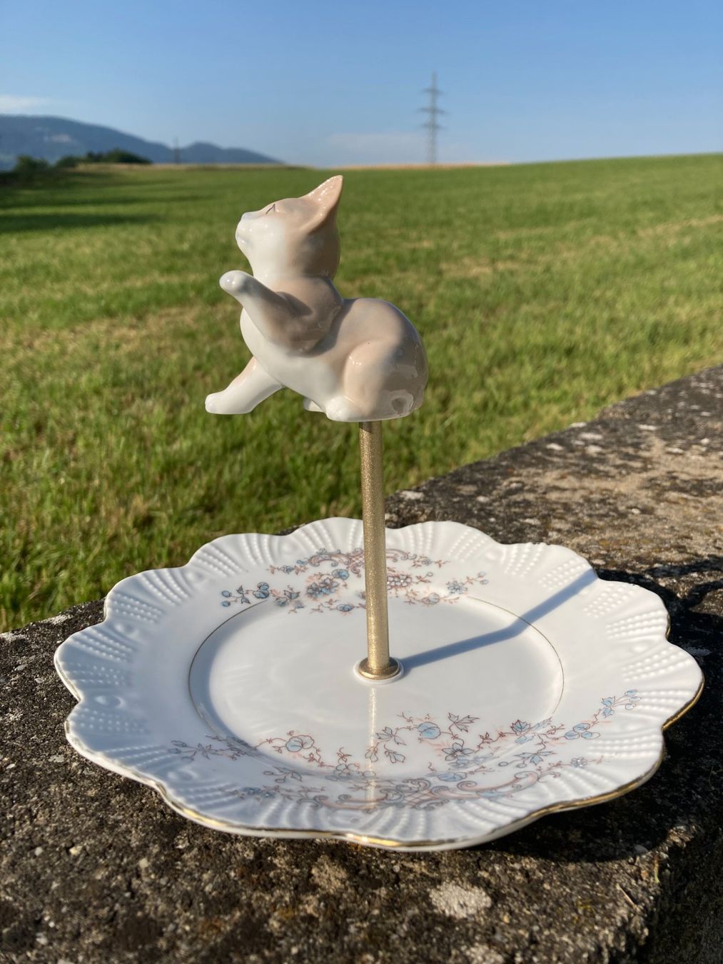 Piatti: Etagere mit Porzellan -  Kätzchen – Usato da Subingen venduto da ArtBead 4