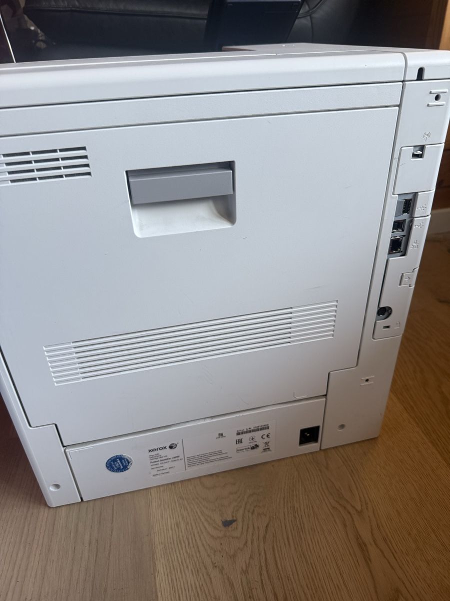 Xerox Stampanti: 2 Xerox VersaLink Farblaserdrucker – Usato da Gossau SG venduto da Lizenzmarkt 2