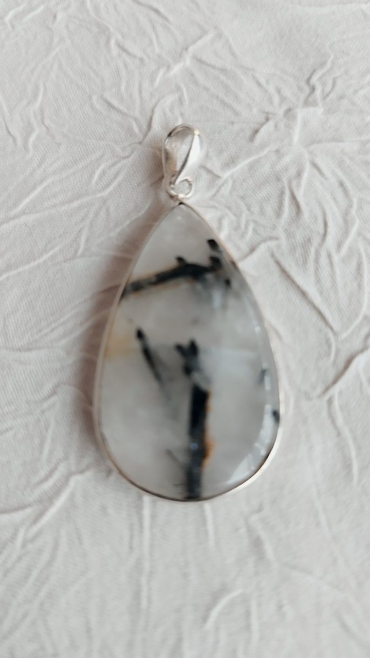 Ciondoli: Pendentif Quartz Tourmaline – Usato da Yvonand venduto da Arnaud_Gifts
