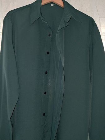 Dunkelgrünes Hemd aus Polyester, Grösse M, Top Zustand