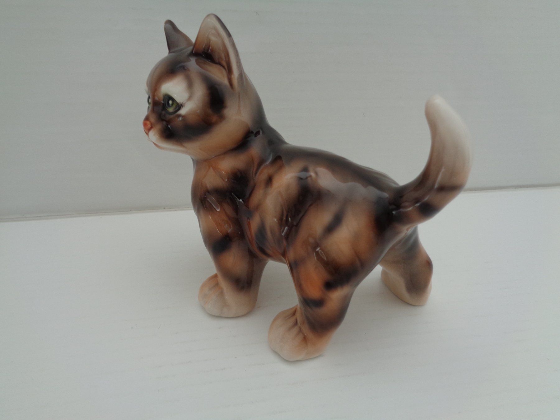 Statuette: Porzellan-Figur Katze – Usato da Chur venduto da omonia 1