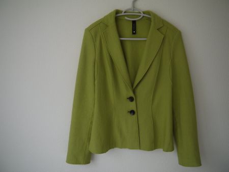 MARC CAIN  Blazer N2 aus 100% SCHURWOLLE