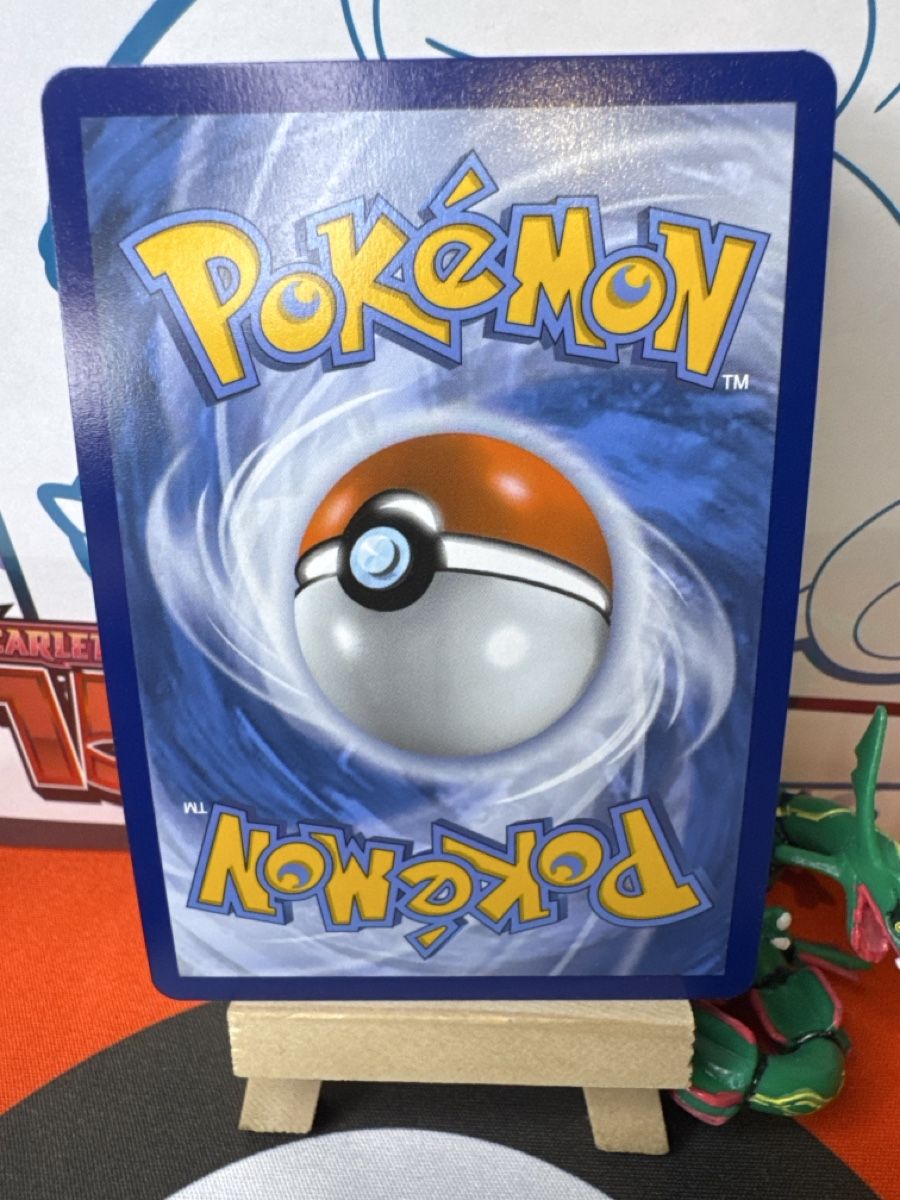 Pokémon Carte collezionabili: POKÉMON / Ampharos V / Vivid Voltage – Usato da Herzogenbuchsee venduto da TCG-High-Quality 1