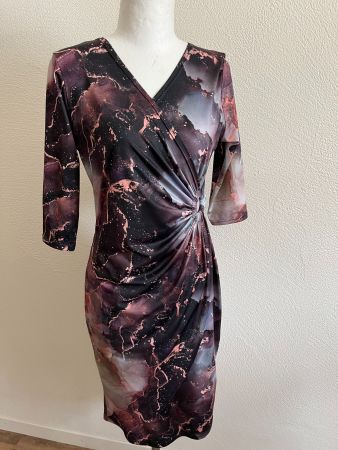 Angenehmes leichtes Kleid, Viskose, NEU, Gr. 40, NP 119.-