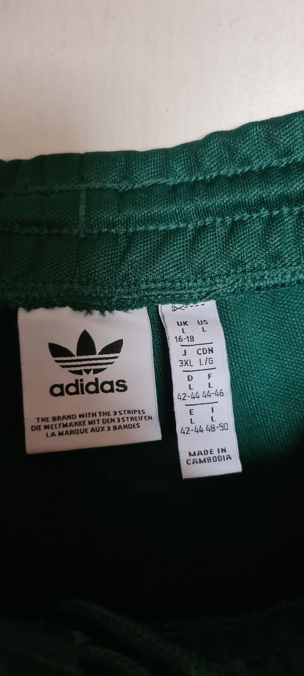 Adidas Pantaloni: Hose von "adidas", Grösse L, grün – Usato da Untersiggenthal venduto da elisabeth076 1