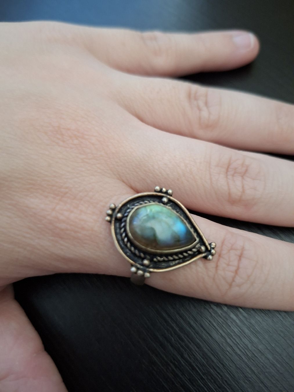 Bagues: Ring mit Labradorit Tropfenform  – D'occasion à Winterthur par Ausmisten2026
