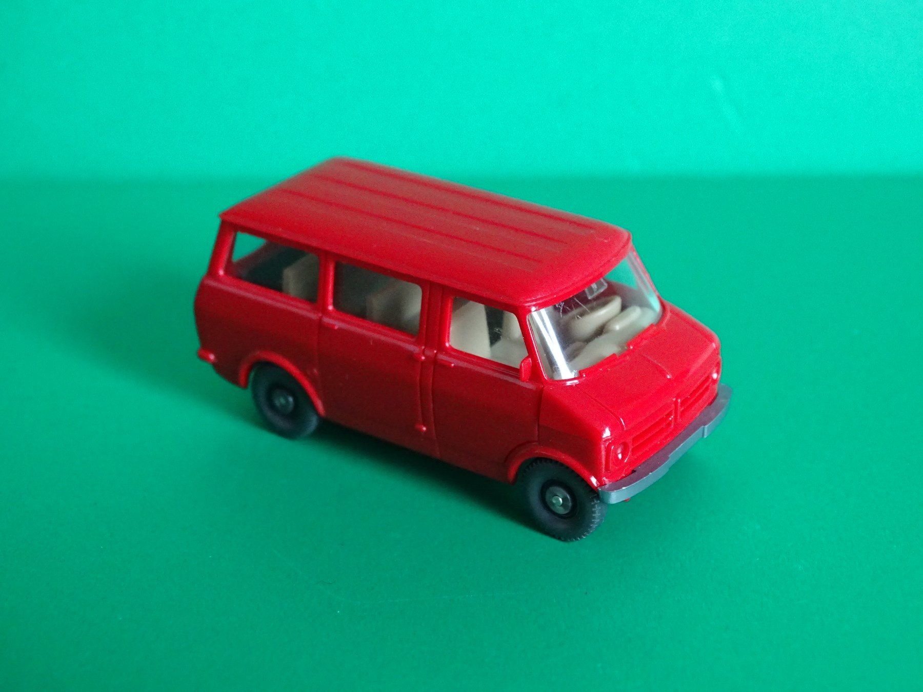 Wiking Modellini d'auto: Bedford von Wiking 1/87 – Usato da Bretzwil venduto da Meex 1