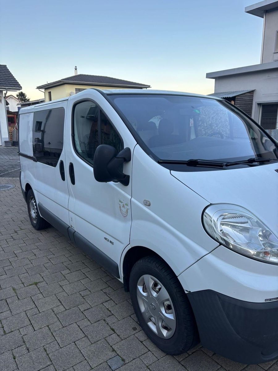 Véhicules utilitaires: Renault Trafic – D'occasion à Eichberg par Weder236 2