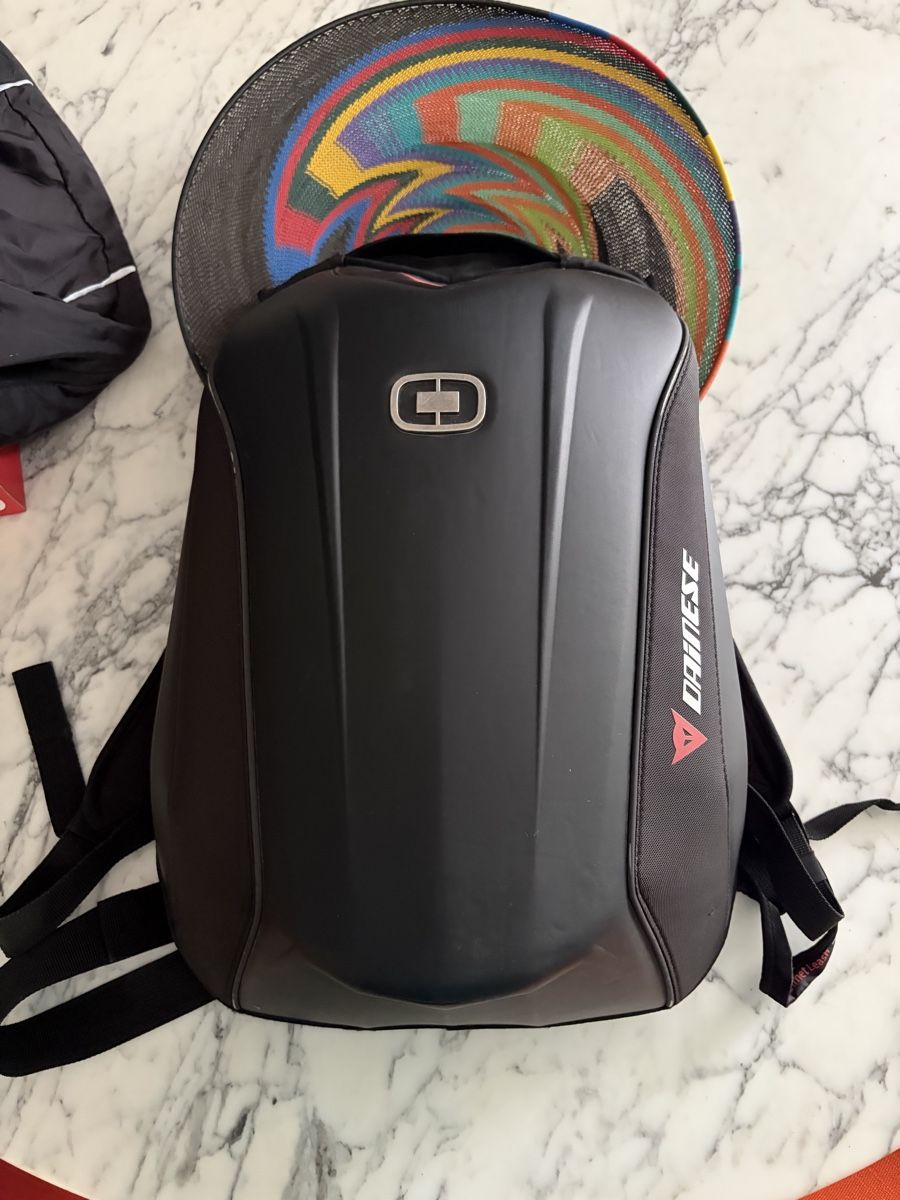 Dainese Zaini: Dainese backpack – Usato da Genève venduto da asi_r7hk
