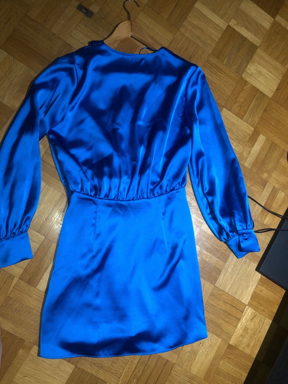 Zara Vestiti: Kleid Zara Satin Gr S – Usato da Zug venduto da estarthyme 5