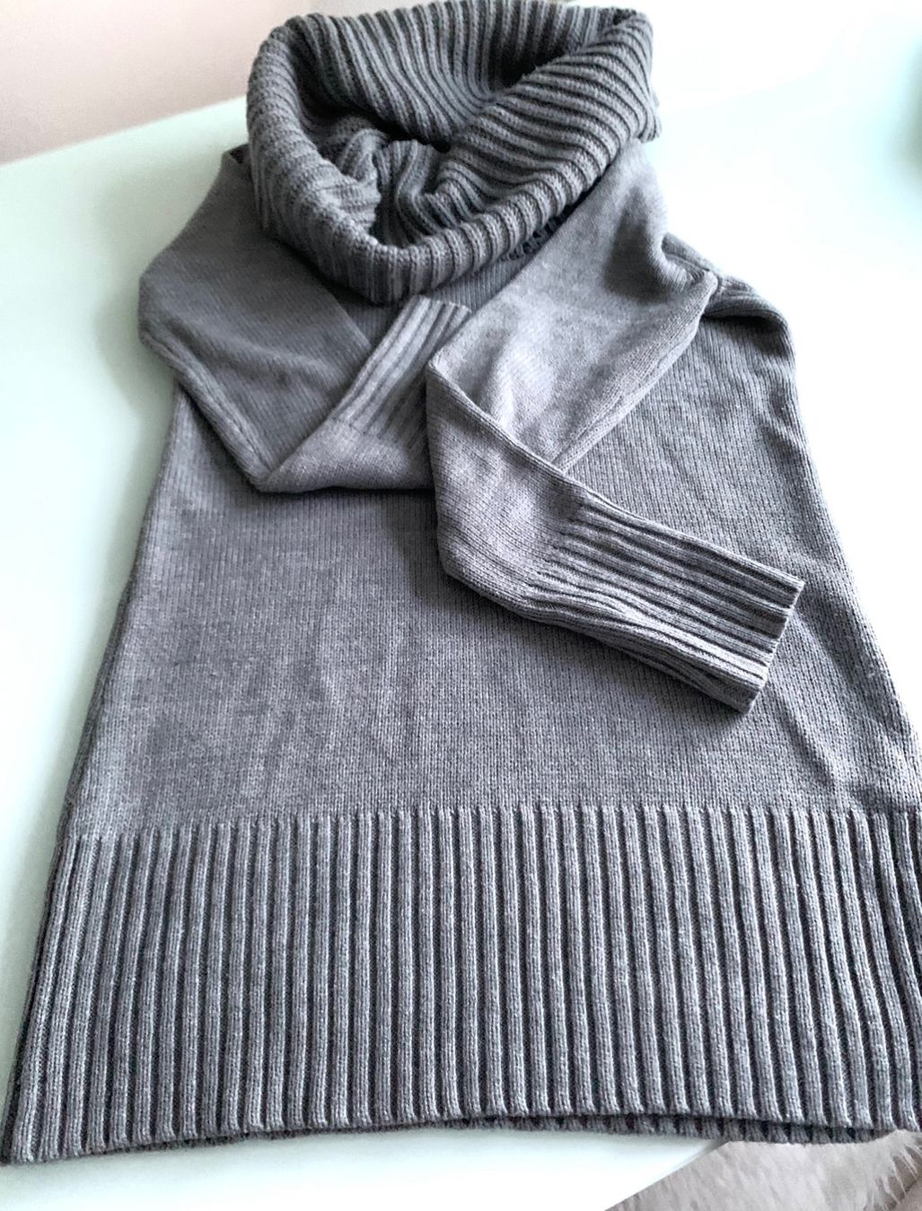 Maglioni & Felpe: Pullover Long  Grösse M Grau – Nuovo (secondo la descrizione) da Adliswil venduto da Jessik0 2