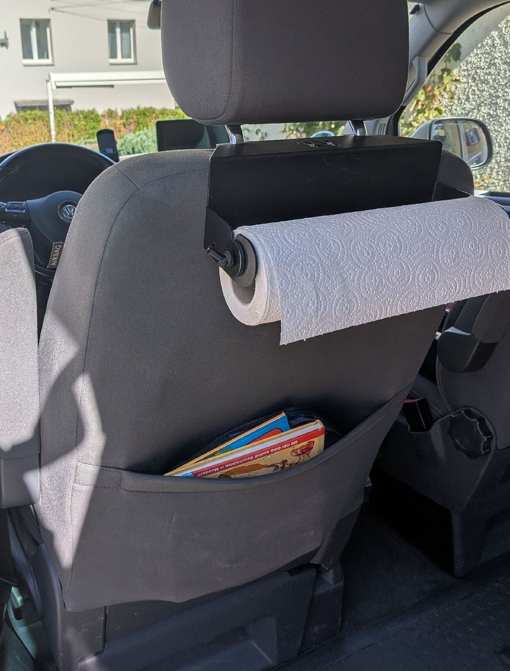 Sonstiges Campingzubehör: Küchenrollenhalter für Autositz – Gebraucht aus Baden von dynamit15