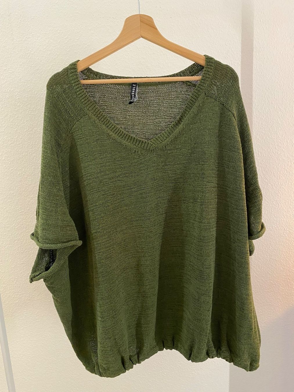 Rundholz Maglioni & Felpe: Rundholz Pullover kurzarm oversized grün Gr. M - XXL – Usato da Arlesheim venduto da san_w9vr