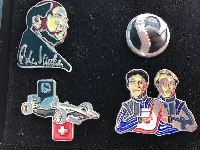 Broschen & Nadeln: Team Sauber Formel 1  -  "Pin Serie 93" – Neu und originalverpackt aus Niederscherli von Lucia16 1