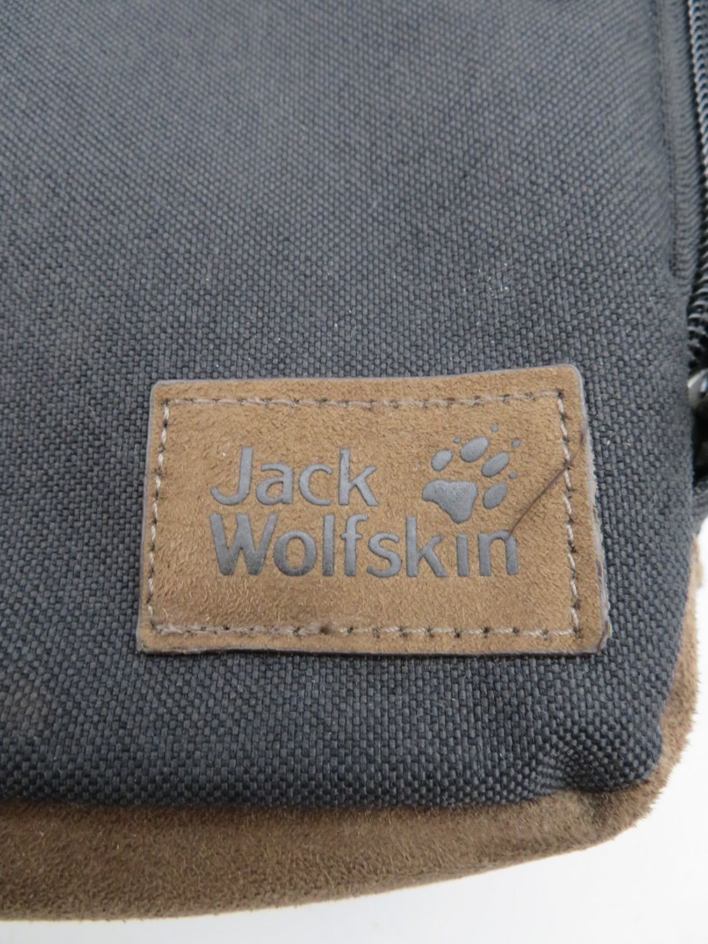 Jack Wolfskin Borse: Jack Wolfskin Umhängetasche – Usato da Reinach BL venduto da WBZ-Flohmarkt 4