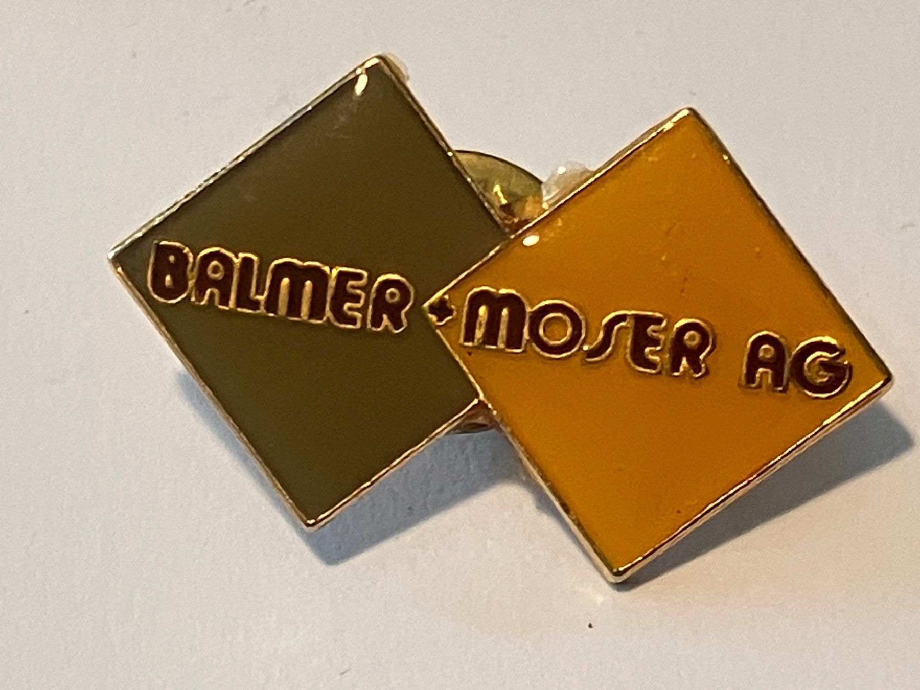 Placchette & Badge: 1 Pin Balmer & Moser AG – Usato da Basel venduto da djwwpp