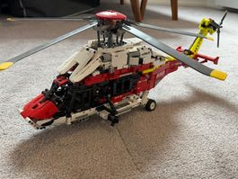 LEGO Technic Airbus H175 Rettungshubschrauber