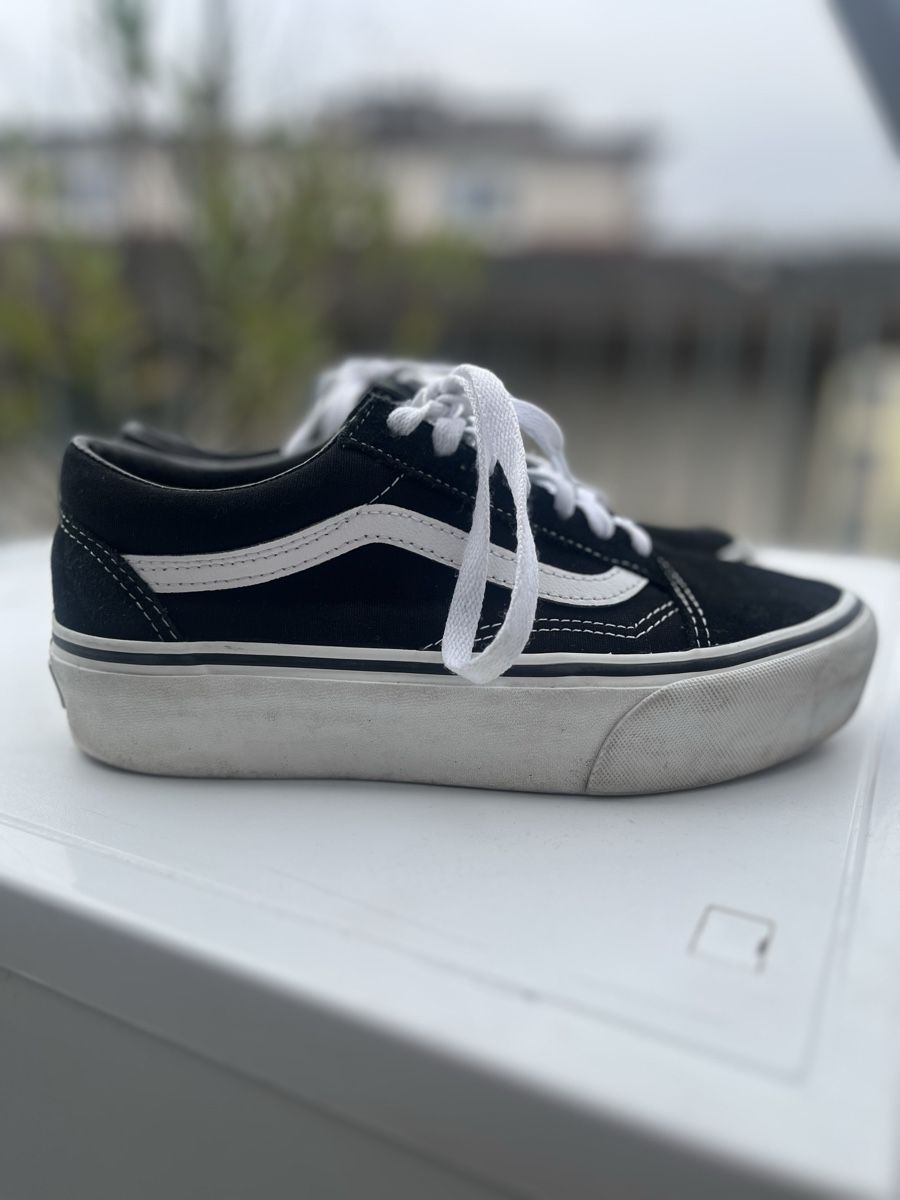 Vans Scarpe da uomo: Vans old school Plattform – Usato da Zürich venduto da laribuechel