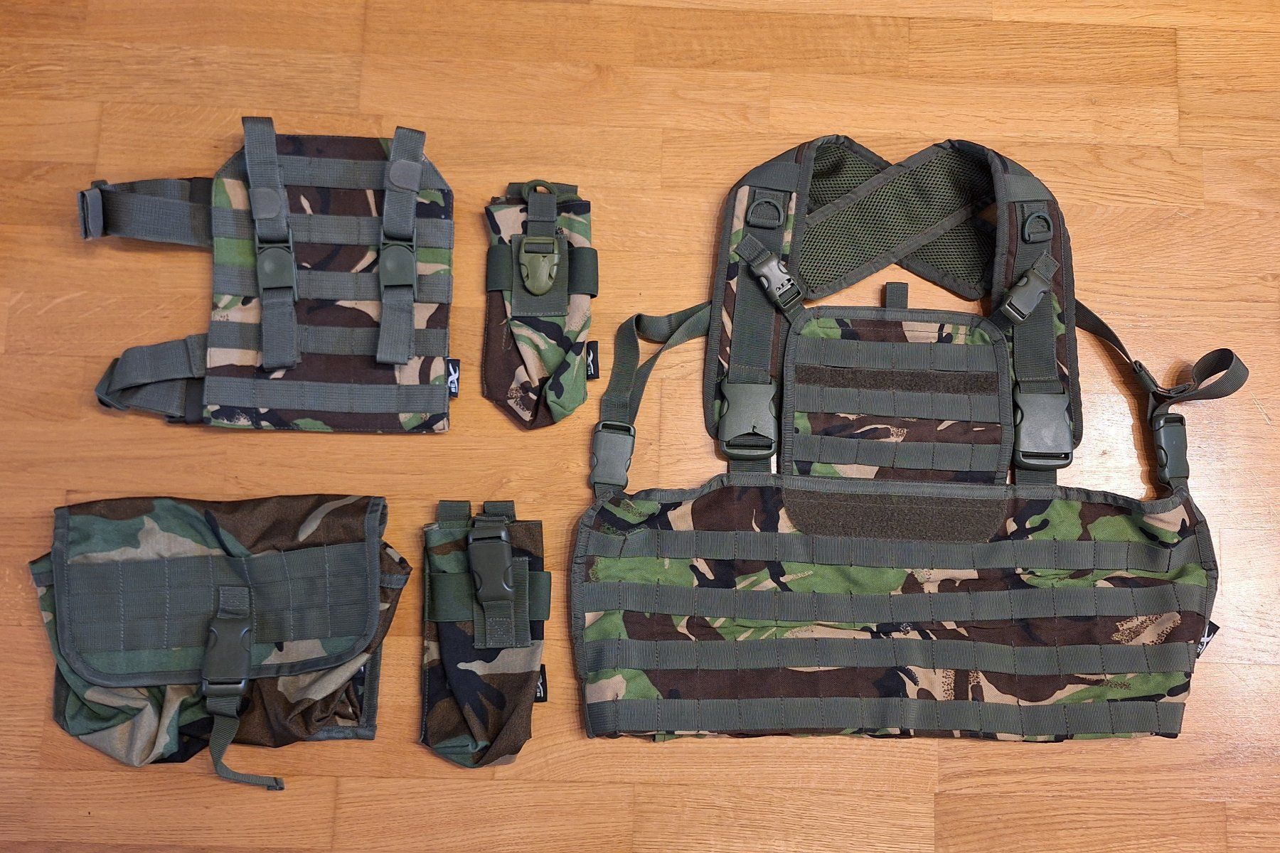 Uniformi: Begadi BE-X Chest Rig + Pouches + Drop Leg Platform – Usato da Stein AG venduto da dar_9yjd 1