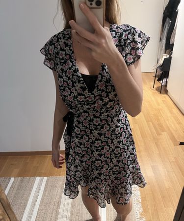Banana Republic XS flower dress