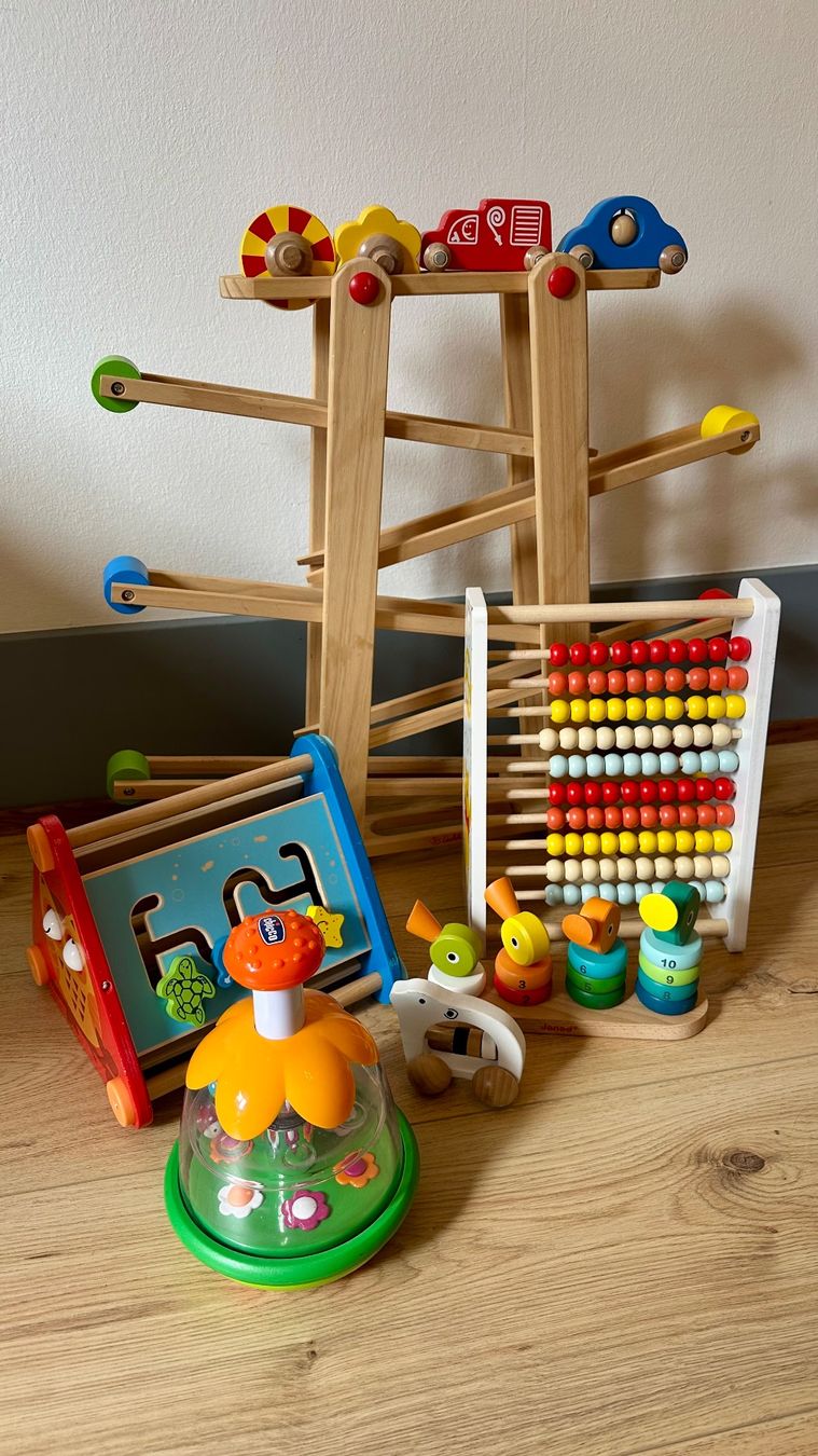 Giocattoli: SpielSet auf Holz – Usato da Zürich venduto da Lena.17