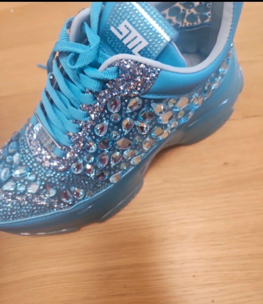 Steve Madden Scarpe da donna: sneakers Steve Madden – Usato da Luzern venduto da Dan_8m79 2