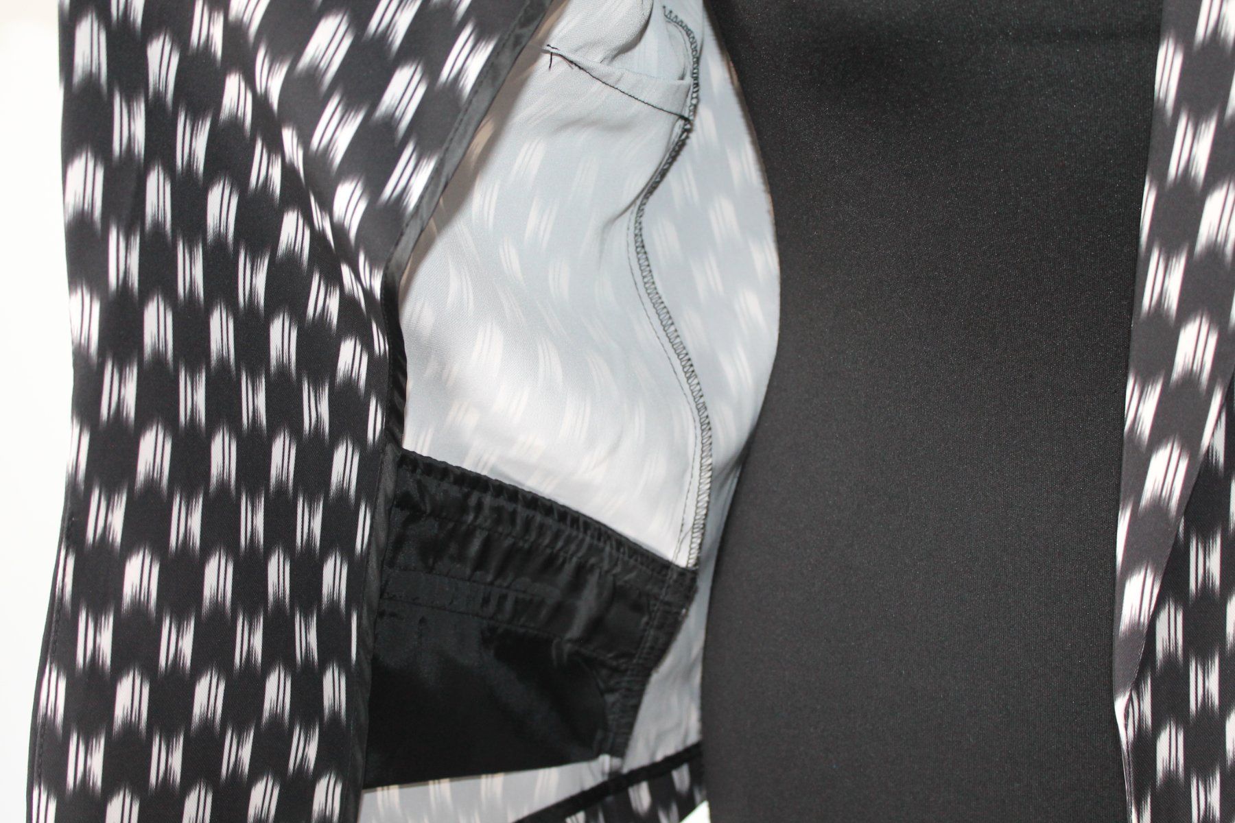 H&M Giacche: Blazer souple H&M taille 40 – Usato da Chez-le-Bart venduto da jasse 1