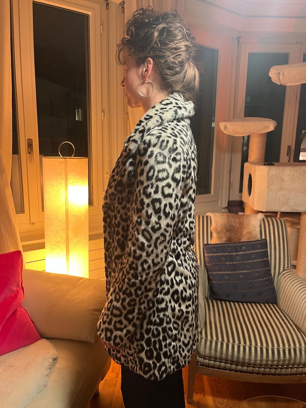 Guess Mäntel: Guess Leomantel Leoprint – Gebraucht aus Zürich von Azrabelle 3