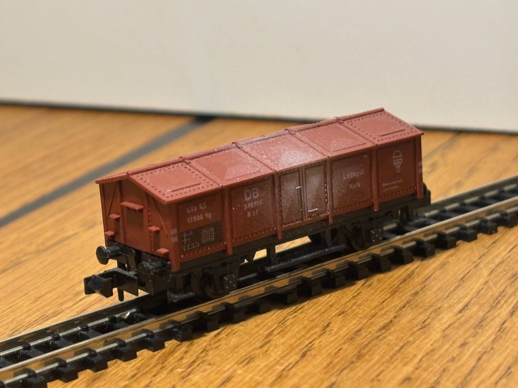 Modellini di ferrovie: *e1327: Güterwagen (Spur N)  -  #2 – Nuovo (secondo la descrizione) da Birsfelden venduto da Birs_25 2