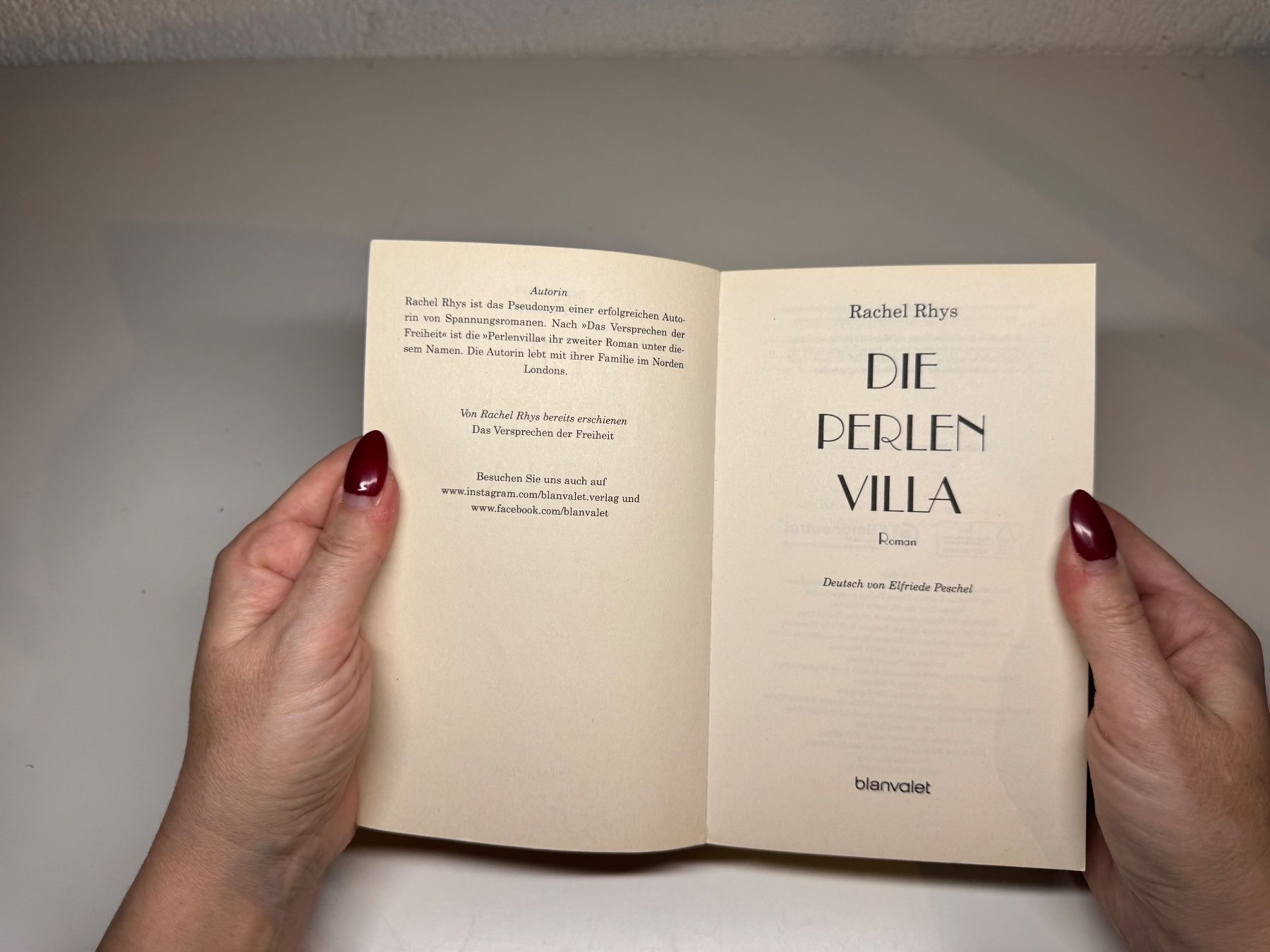 Libri: ROMAN: Rachel Rhys, Die Perlenvilla – Usato da Grosswangen venduto da Deutsche_Romane 2