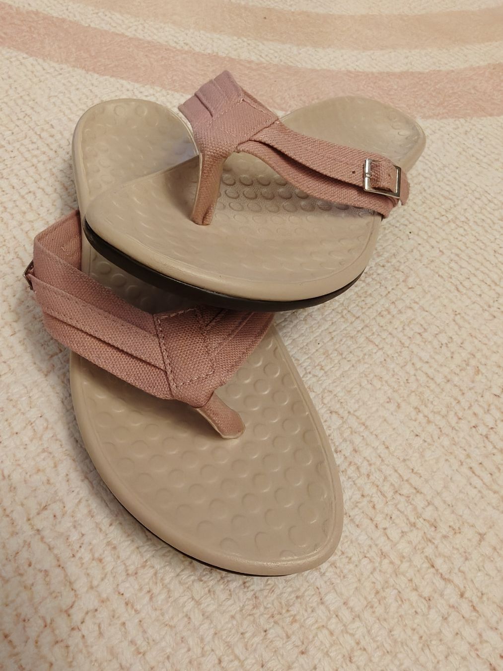 Chaussures femmes: pink Flip flop-36/37-new – Neuf (Voir description) à Zürich par Romulus4Remus 1