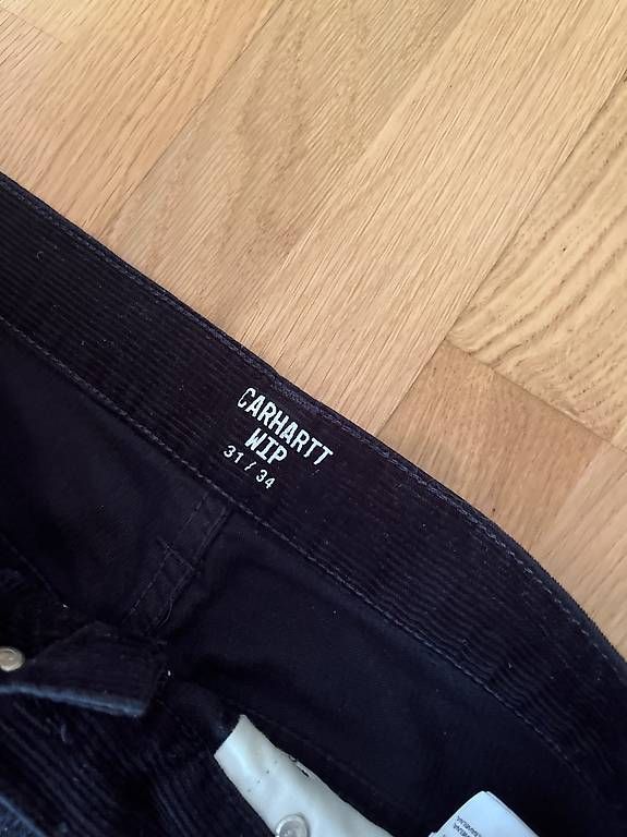 Pantaloni: Carhartt WIP Hose – Usato da Bern venduto da vinzfr 1