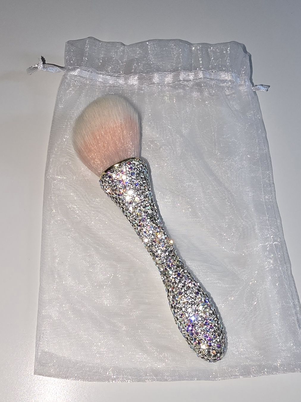 Make-up: Staub oder Make up Pinsel mit Strass und Beutel NEU – Nuovo (secondo la descrizione) da Hüttikon venduto da Sybille91 1