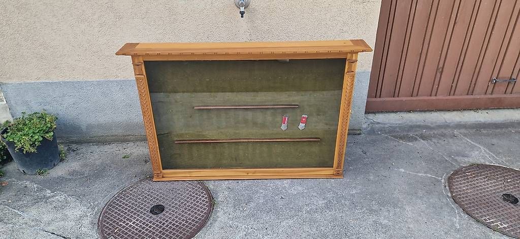 Vetrine: Kranzkasten Vitrine – Usato da appenzell venduto da Ch23