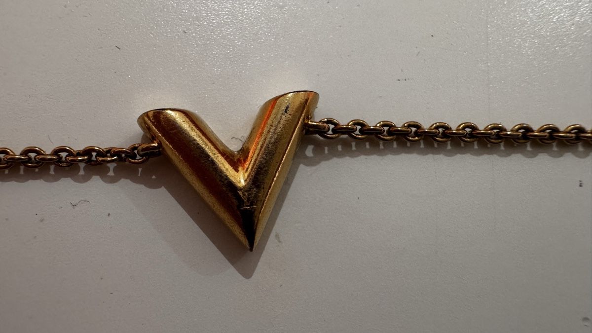 Louis Vuitton Bracciali & Braccialetti: Bracciale Louis Vuitton Essential V,  oro – Usato da Corseaux venduto da zetajones01 1