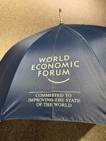 Parapluie bleu foncé WEF