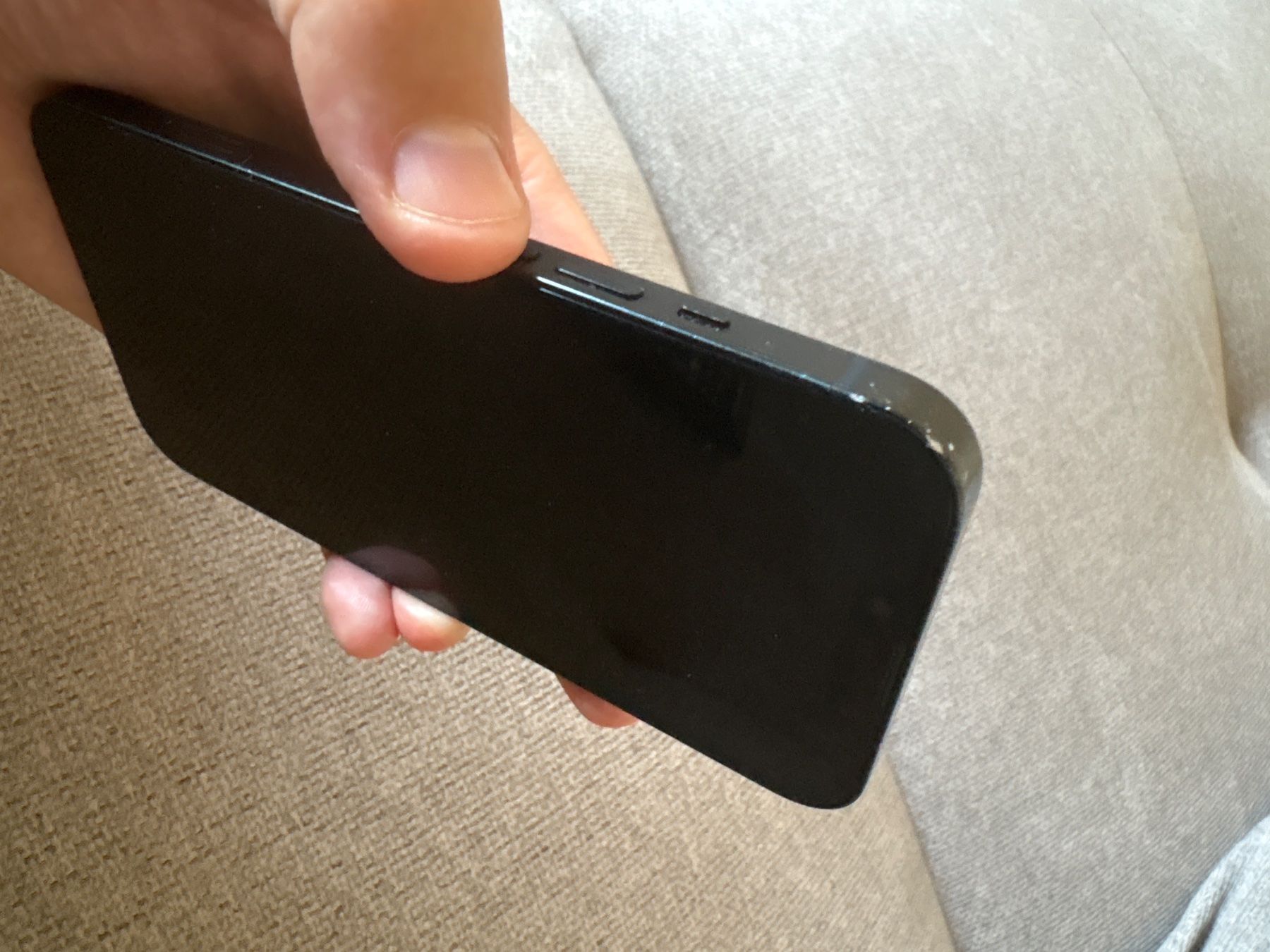 Apple Handys / Smartphones: iPhone 13 schwarz 128 GB – Gebraucht aus Rorbas von pat_czt7 2