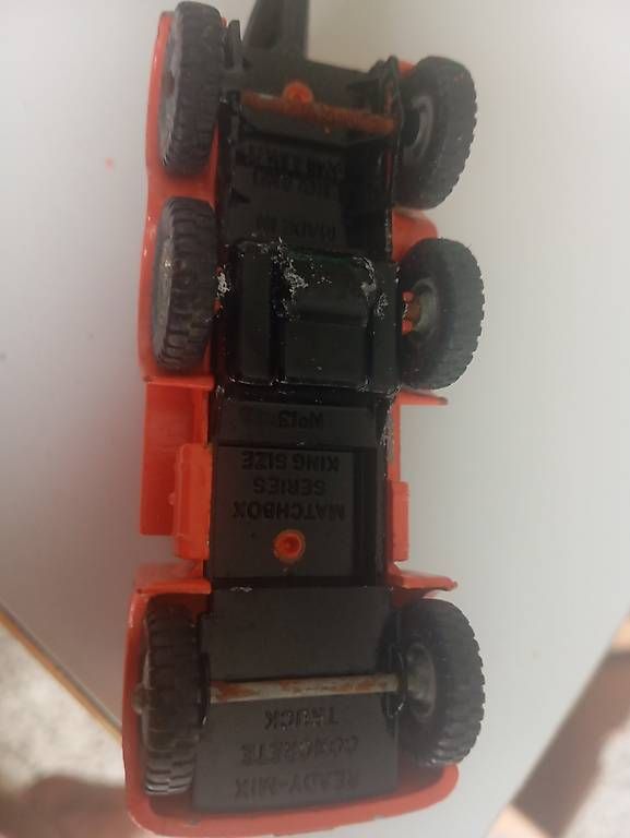 Matchbox Voitures modèles: Matchbox ready Mix concrete truck – D'occasion à Basel par Petergunn 4